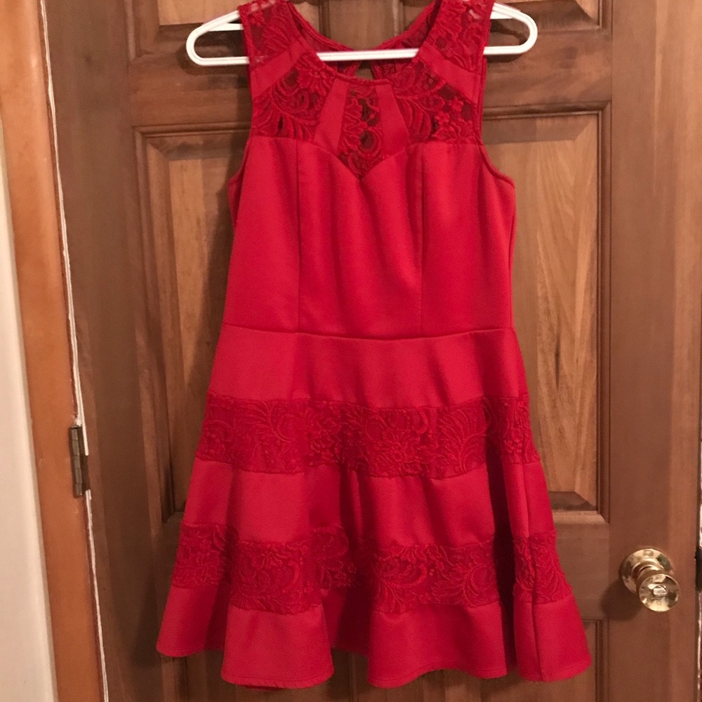 Dress - Picture 2 of 2